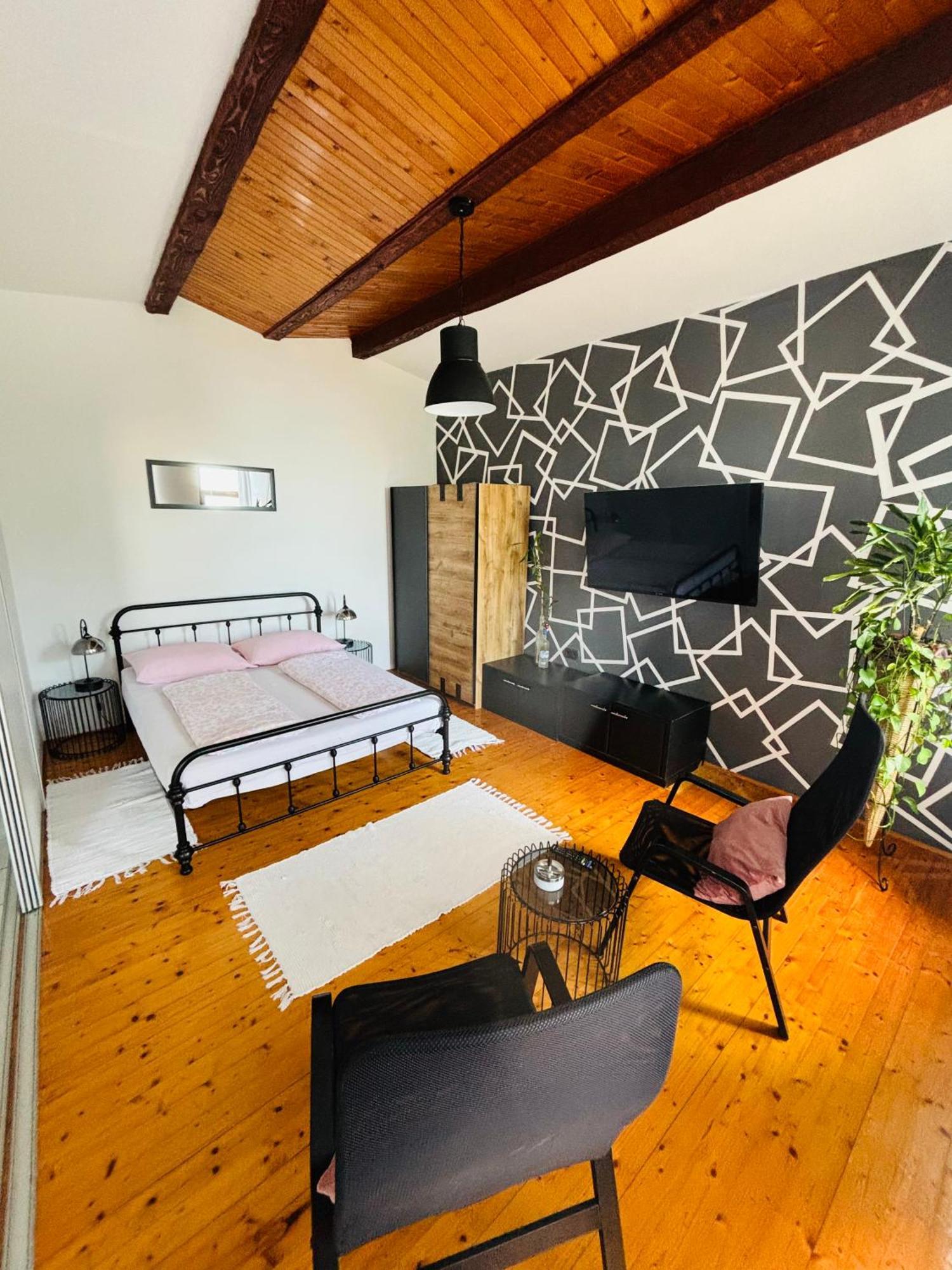 Villa Cvetic Selce Exterior photo